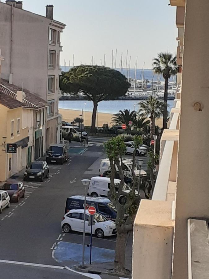 T1 Bis A 50 M De La Plage サント・マキシム エクステリア 写真